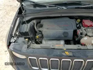 ✅ 2019 Jeep Renegade Sport • VIN: ZACNJAAB5KPK61305 • Лот: 60398135. Опубликован ранее на Copart с пробегом 103 820 миль. Бесплатный доступ к архиву аукционных продаж из США и подробный отчёт об истории автомобиля на DreamBid. Изображение 13.