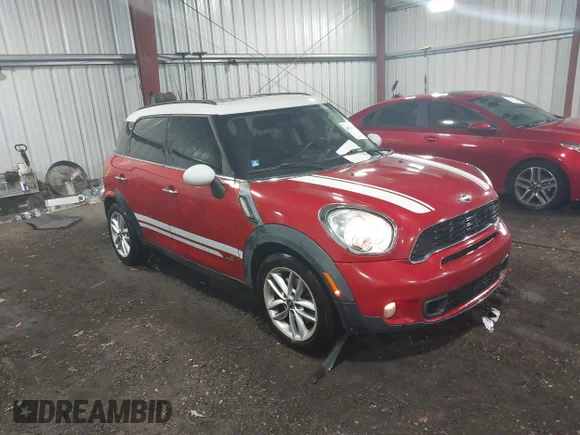 ✅ 2014 MINI Countryman S • VIN: WMWZC5C50EWP40121 • Lot: 44029040. Wystawiony na IAAI z przebiegiem 186 503 mil. Bezpłatny archiwum sprzedaży aukcyjnych z USA i szczegółowy raport historii pojazdu na DreamBid. Zdjęcie 1.