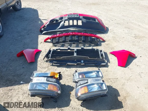 ✅ 2021 Chevrolet Silverado 1500 Custom • VIN: 3GCPYBEK2MG416999 • Lot: 44546237. Wystawiony na IAAI z przebiegiem 62 962 mil. Bezpłatny archiwum sprzedaży aukcyjnych z USA i szczegółowy raport historii pojazdu na DreamBid. Zdjęcie 12.