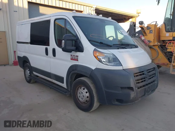 ✅ 2018 Ram ProMaster Cargo • VIN: 3C6TRVNG0JE155492 • Lot: 44096698. Wystawiony na IAAI z przebiegiem 132 063 mil. Bezpłatny archiwum sprzedaży aukcyjnych z USA i szczegółowy raport historii pojazdu na DreamBid. Zdjęcie 1.