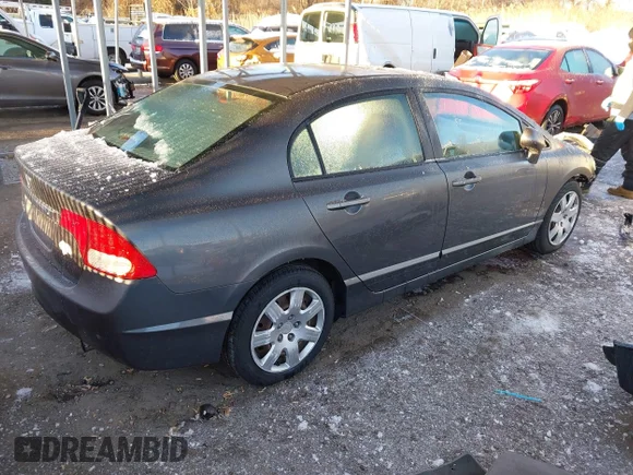 ✅ 2010 Honda Civic LX • VIN: 2HGFA1F51AH570961 • Lot: 43924889. Wystawiony na IAAI z przebiegiem 89 599 mil. Bezpłatny archiwum sprzedaży aukcyjnych z USA i szczegółowy raport historii pojazdu na DreamBid. Zdjęcie 4.