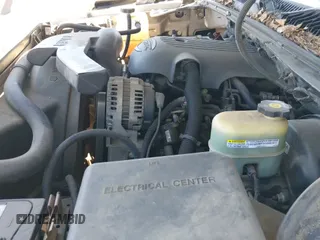 ✅ 2002 Chevrolet Suburban LT • VIN: 1GNEC16T62J218842 • Лот: 42235947. Опубликован ранее на IAAI с пробегом 149 539 миль. Бесплатный доступ к архиву аукционных продаж из США и подробный отчёт об истории автомобиля на DreamBid. Изображение 12.