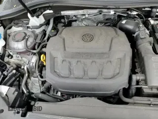 ✅ 2022 Volkswagen Tiguan SE • VIN: 3VV2B7AX5NM075015 • Lot: 90221185. Wystawiony na Copart z przebiegiem 28 403 mil. Bezpłatny archiwum sprzedaży aukcyjnych z USA i szczegółowy raport historii pojazdu na DreamBid. Zdjęcie 14.