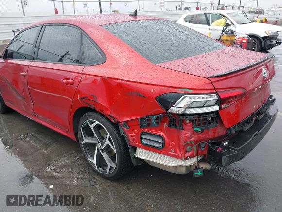 ✅ 2020 Volkswagen Passat R-Line • VIN: 1VWMA7A3XLC013225 • Lot: 44393787. Wystawiony na IAAI z przebiegiem 98 777 mil. Bezpłatny archiwum sprzedaży aukcyjnych z USA i szczegółowy raport historii pojazdu na DreamBid. Zdjęcie 6.