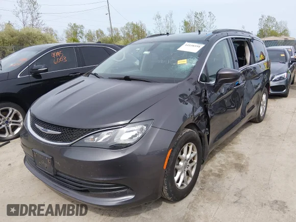 ✅ 2020 Chrysler Voyager LXi • VIN: 2C4RC1DG6LR258481 • Lot: 44938594. Listed on IAAI with 139,545 mi. Free auction sales archive from the USA and detailed vehicle history report at DreamBid. Image 2.