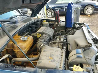 ✅ 2003 Jeep Liberty Limited • VIN: 1J4GK58K53W569272 • Лот: 43565030. Опубликован ранее на IAAI с пробегом 132 258 миль. Бесплатный доступ к архиву аукционных продаж из США и подробный отчёт об истории автомобиля на DreamBid. Изображение 13.