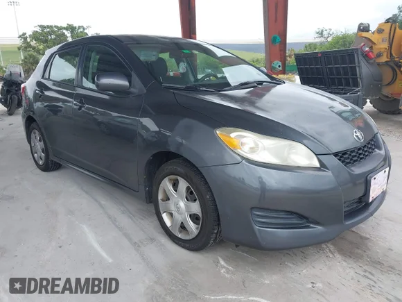 ✅ 2009 Toyota Matrix • VIN: 2T1KU40E09C030196 • Лот: 45300455. Опубликован ранее на IAAI с пробегом 232 198 миль. Бесплатный доступ к архиву аукционных продаж из США и подробный отчёт об истории автомобиля на DreamBid. Изображение 1.