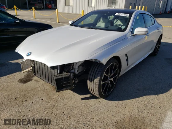 ✅ 2020 BMW 8 Series M850i • VIN: WBAGV8C01LCE08939 • Lot: 39257433. Listed on Copart with 45,561 mi. Free auction sales archive from the USA and detailed vehicle history report at DreamBid. Image 1.