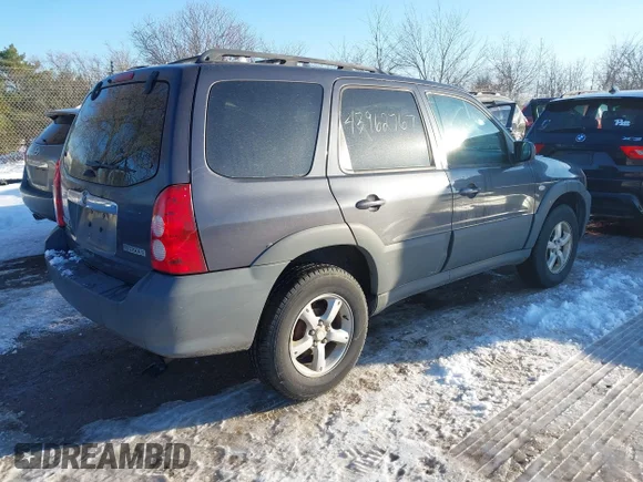 ✅ 2006 Mazda Tribute i • VIN: 4F2YZ02Z46KM07479 • Lot: 43962767. Wystawiony na IAAI z przebiegiem 224 326 mil. Bezpłatny archiwum sprzedaży aukcyjnych z USA i szczegółowy raport historii pojazdu na DreamBid. Zdjęcie 4.