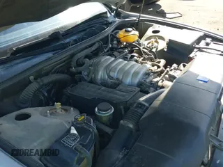 ✅ 2000 Lexus LS 400 • VIN: JT8BH28F6Y0173828 • Лот: 42107669. Опубликован ранее на IAAI с пробегом 337 937 миль. Бесплатный доступ к архиву аукционных продаж из США и подробный отчёт об истории автомобиля на DreamBid. Изображение 19.