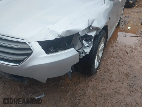 ✅ 2016 Ford Taurus SE • VIN: 1FAHP2D85GG142359 • Лот: 43868462. Опубликован ранее на IAAI с пробегом 194 428 миль. Бесплатный доступ к архиву аукционных продаж из США и подробный отчёт об истории автомобиля на DreamBid. Изображение 6.