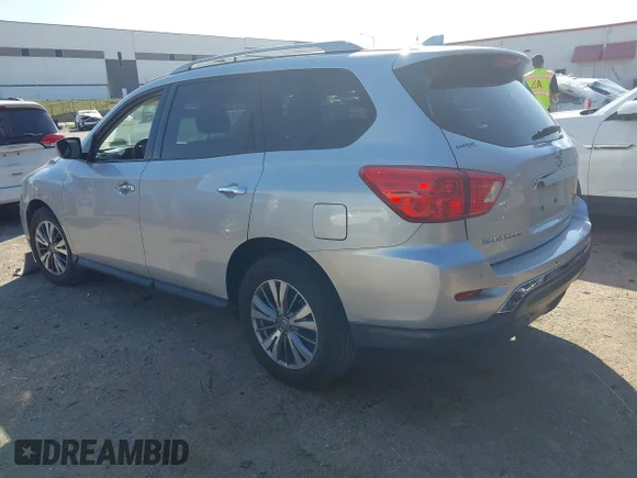 ✅ 2020 Nissan Pathfinder SV • VIN: 5N1DR2BN5LC591825 • Lot: 44588347. Wystawiony na IAAI z przebiegiem 102 474 mil. Bezpłatny archiwum sprzedaży aukcyjnych z USA i szczegółowy raport historii pojazdu na DreamBid. Zdjęcie 3.