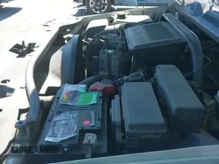 ✅ 2006 Jeep Commander • VIN: 1J8HH48NX6C330781 • Lot: 41604799. Listed on IAAI with 117,200 mi. Free auction sales archive from the USA and detailed vehicle history report at DreamBid. Image 20.