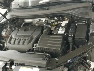 ✅ 2024 Volkswagen Tiguan SE R-Line Black • VIN: 3VV8B7AX8RM090818 • Lot: 42123399. Wystawiony na IAAI z przebiegiem 10 846 mil. Bezpłatny archiwum sprzedaży aukcyjnych z USA i szczegółowy raport historii pojazdu na DreamBid. Zdjęcie 20.