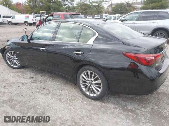 ✅ 2019 Infiniti Q50 Luxe • VIN: JN1EV7AR1KM553798 • Lot: 43673507. Listed on IAAI with 105,444 mi. Free auction sales archive from the USA and detailed vehicle history report at DreamBid. Image 3.