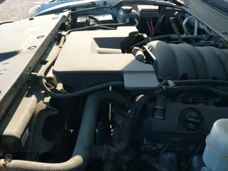 ✅ 2017 GMC Yukon SLT • VIN: 1GKS2BKC9HR131848 • Лот: 42952939. Опубликован ранее на IAAI с пробегом 164 276 миль. Бесплатный доступ к архиву аукционных продаж из США и подробный отчёт об истории автомобиля на DreamBid. Изображение 19.