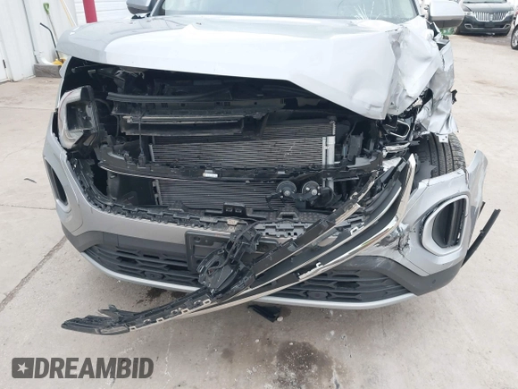 ✅ 2025 Volkswagen Atlas SE • VIN: 1V2KR2CA7SC548544 • Lot: 43810364. Wystawiony na IAAI z przebiegiem 5 169 mil. Bezpłatny archiwum sprzedaży aukcyjnych z USA i szczegółowy raport historii pojazdu na DreamBid. Zdjęcie 6.