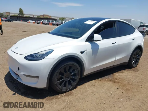 ✅ 2020 Tesla Model Y Long Range • VIN: 5YJYGDEE5LF052577 • Lot: 45473675. Wystawiony na IAAI z przebiegiem 123 870 mil. Bezpłatny archiwum sprzedaży aukcyjnych z USA i szczegółowy raport historii pojazdu na DreamBid. Zdjęcie 2.