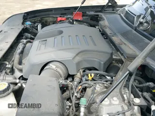 ✅ 2020 Land Rover Defender SE • VIN: SALEP7EU7L2019989 • Lot: 42346057. Wystawiony na IAAI z przebiegiem 76 004 mil. Bezpłatny archiwum sprzedaży aukcyjnych z USA i szczegółowy raport historii pojazdu na DreamBid. Zdjęcie 19.