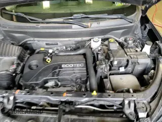 ✅ 2022 Chevrolet Equinox LT • VIN: 2GNAXUEV5N6128848 • Lot: 86069975. Wystawiony na Copart z przebiegiem 67 722 mil. Bezpłatny archiwum sprzedaży aukcyjnych z USA i szczegółowy raport historii pojazdu na DreamBid. Zdjęcie 15.