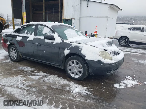 ✅ 2007 Ford Five Hundred SEL • VIN: 1FAHP27147G129164 • Lot: 43768564. Listed on IAAI with Not provided. Free auction sales archive from the USA and detailed vehicle history report at DreamBid. Image 1.