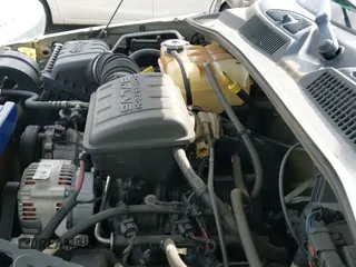 ✅ 2003 Jeep Liberty Renegade • VIN: 1J4GL38K03W661973 • Lot: 41268090. Wystawiony na IAAI z przebiegiem 281 779 mil. Bezpłatny archiwum sprzedaży aukcyjnych z USA i szczegółowy raport historii pojazdu na DreamBid. Zdjęcie 12.