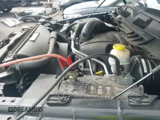 ✅ 2017 Ram 1500 Rebel • VIN: 1C6RR7YT4HS755454 • Lot: 43349812. Wystawiony na IAAI z przebiegiem 186 616 mil. Bezpłatny archiwum sprzedaży aukcyjnych z USA i szczegółowy raport historii pojazdu na DreamBid. Zdjęcie 20.