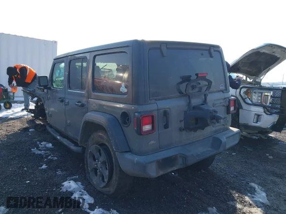 ✅ 2021 Jeep Wrangler Unlimited Willys • VIN: 1C4HJXDN1MW630790 • Lot: 44258581. Wystawiony na IAAI z przebiegiem 115 707 mil. Bezpłatny archiwum sprzedaży aukcyjnych z USA i szczegółowy raport historii pojazdu na DreamBid. Zdjęcie 3.