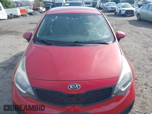 ✅ 2015 Kia Rio LX • VIN: KNADM4A39F6458273 • Лот: 45213651. Опубліковано раніше на IAAI з пробігом 131 974 миль. Безкоштовний доступ до архіву аукціонних продажів зі США та докладний звіт про історію автомобіля на DreamBid. Зображення 6.