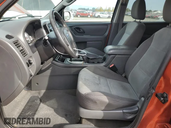 ✅ 2005 Ford Escape XLS Value • VIN: 1FMYU92Z75KB50850 • Lot: 75718824. Wystawiony na Copart z przebiegiem 180 822 mil. Bezpłatny archiwum sprzedaży aukcyjnych z USA i szczegółowy raport historii pojazdu na DreamBid. Zdjęcie 7.