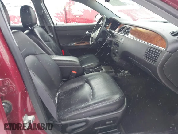 ✅ 2005 Buick LaCrosse CXL • VIN: 2G4WD532X51256727 • Lot: 41617048. Wystawiony na IAAI z przebiegiem 193 775 mil. Bezpłatny archiwum sprzedaży aukcyjnych z USA i szczegółowy raport historii pojazdu na DreamBid. Zdjęcie 5.