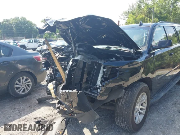 ✅ 2020 Chevrolet Suburban LT • VIN: 1GNSCHKC1LR256676 • Lot: 45224014. Listed on IAAI with 146,945 mi. Free auction sales archive from the USA and detailed vehicle history report at DreamBid. Image 6.