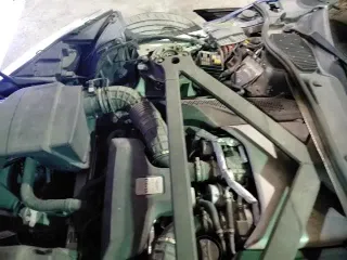 ✅ 2019 Aston Martin DB11 V8 • VIN: SCFRMFAWXKGL07303 • Lot: 43131055. Wystawiony na Copart z przebiegiem 20 687 mil. Bezpłatny archiwum sprzedaży aukcyjnych z USA i szczegółowy raport historii pojazdu na DreamBid. Zdjęcie 15.