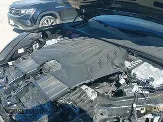 ✅ 2025 Porsche Cayenne S • VIN: WP1BL2AY9SDA39504 • Lot: 43445910. Wystawiony na IAAI z przebiegiem 5 413 mil. Bezpłatny archiwum sprzedaży aukcyjnych z USA i szczegółowy raport historii pojazdu na DreamBid. Zdjęcie 18.