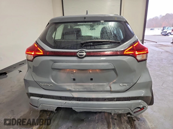 ✅ 2023 Nissan Kicks SR • VIN: 3N1CP5DV3PL572126 • Lot: 77803145. Wystawiony na Copart z przebiegiem 36 867 mil. Bezpłatny archiwum sprzedaży aukcyjnych z USA i szczegółowy raport historii pojazdu na DreamBid. Zdjęcie 6.