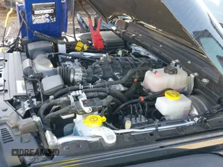 ✅ 2024 Jeep Wrangler Sport • VIN: 1C4PJXAG4RW165625 • Lot: 43513429. Wystawiony na IAAI z przebiegiem 10 966 mil. Bezpłatny archiwum sprzedaży aukcyjnych z USA i szczegółowy raport historii pojazdu na DreamBid. Zdjęcie 20.