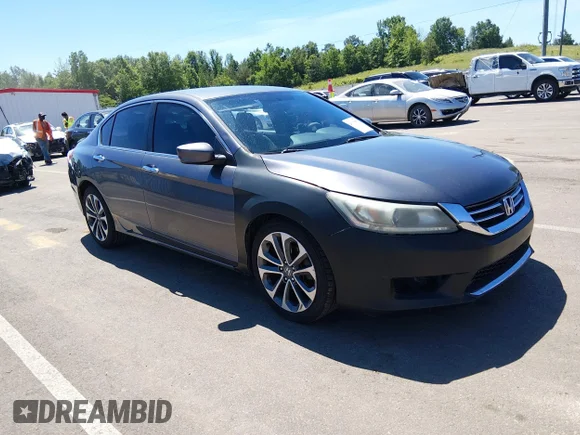 ✅ 2015 Honda Accord Sport • VIN: 1HGCR2F53FA257580 • Лот: 45115971. Опубликован ранее на IAAI с пробегом 176 125 миль. Бесплатный доступ к архиву аукционных продаж из США и подробный отчёт об истории автомобиля на DreamBid. Изображение 1.