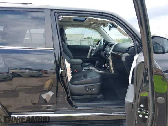✅ 2021 Toyota 4Runner Limited • VIN: JTEDU5JR6M5228444 • Lot: 43306028. Wystawiony na IAAI z przebiegiem 42 746 mil. Bezpłatny archiwum sprzedaży aukcyjnych z USA i szczegółowy raport historii pojazdu na DreamBid. Zdjęcie 5.