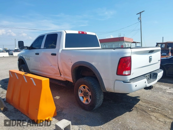 ✅ 2015 Ram 2500 Tradesman • VIN: 3C6UR5CL6FG693792 • Lot: 43232654. Wystawiony na IAAI z przebiegiem 147 002 mil. Bezpłatny archiwum sprzedaży aukcyjnych z USA i szczegółowy raport historii pojazdu na DreamBid. Zdjęcie 3.