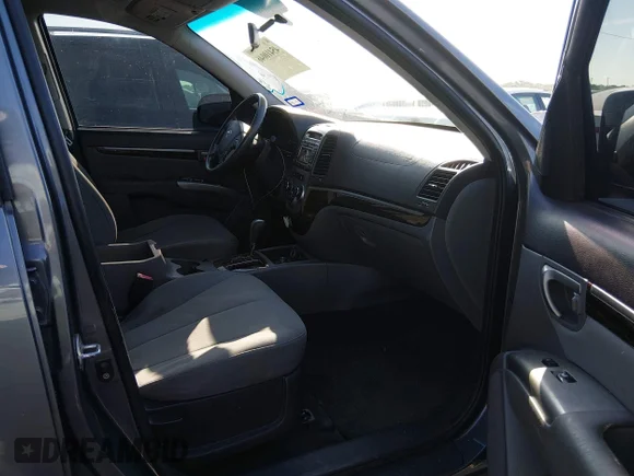 ✅ 2010 Hyundai Santa Fe GLS • VIN: 5NMSGDAB6AH380507 • Лот: 45410046. Опубликован ранее на IAAI с пробегом 226 490 миль. Бесплатный доступ к архиву аукционных продаж из США и подробный отчёт об истории автомобиля на DreamBid. Изображение 5.