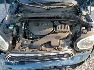 ✅ 2018 MINI Countryman Cooper S • VIN: WMZYT3C35J3D99475 • Lot: 82149435. Wystawiony na Copart z przebiegiem 77 620 mil. Bezpłatny archiwum sprzedaży aukcyjnych z USA i szczegółowy raport historii pojazdu na DreamBid. Zdjęcie 15.