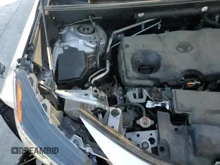 ✅ 2020 Toyota RAV4 LE • VIN: 2T3H1RFV5LC049932 • Lot: 94380405. Listed on Copart with 31,268 mi. Free auction sales archive from the USA and detailed vehicle history report at DreamBid. Image 16.