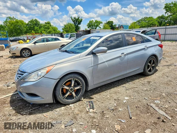 ✅ 2011 Hyundai Sonata GLS • VIN: 5NPEB4AC7BH066938 • Лот: 58405466. Опубліковано раніше на Copart з пробігом Не вказано. Безкоштовний доступ до архіву аукціонних продажів зі США та докладний звіт про історію автомобіля на DreamBid. Зображення 1.