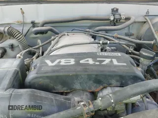 ✅ 2002 Toyota Tundra SR5 • VIN: 5TBBT44132S233082 • Lot: 43072185. Listed on IAAI with 250,471 mi. Free auction sales archive from the USA and detailed vehicle history report at DreamBid. Image 12.