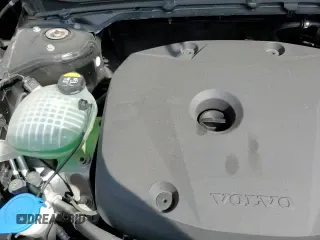 ✅ 2021 Volvo XC40 Momentum • VIN: YV4AC2HK7M2557086 • Lot: 83830365. Wystawiony na Copart z przebiegiem 42 402 mil. Bezpłatny archiwum sprzedaży aukcyjnych z USA i szczegółowy raport historii pojazdu na DreamBid. Zdjęcie 14.