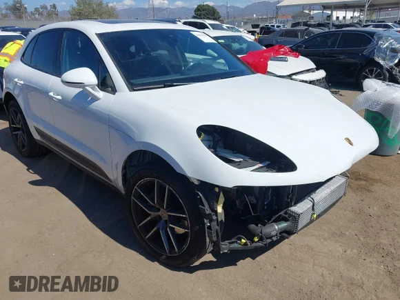 ✅ 2024 Porsche Macan • VIN: WP1AA2A59RLB08716 • Лот: 43431370. Опубліковано раніше на IAAI з пробігом 9 666 миль. Безкоштовний доступ до архіву аукціонних продажів зі США та докладний звіт про історію автомобіля на DreamBid. Зображення 1.