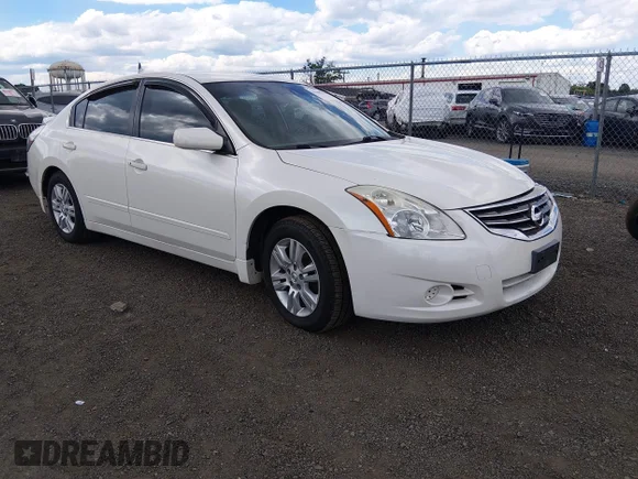 ✅ 2010 Nissan Altima 2.5 • VIN: 1N4AL2AP9AN406730 • Lot: 45405004. Wystawiony na IAAI z przebiegiem 128 033 mil. Bezpłatny archiwum sprzedaży aukcyjnych z USA i szczegółowy raport historii pojazdu na DreamBid. Zdjęcie 1.