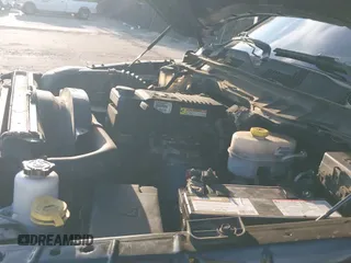 ✅ 2017 Ram 2500 Lone Star • VIN: 3C6UR5DL0HG581667 • Lot: 43709408. Wystawiony na IAAI z przebiegiem 141 647 mil. Bezpłatny archiwum sprzedaży aukcyjnych z USA i szczegółowy raport historii pojazdu na DreamBid. Zdjęcie 19.