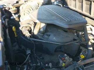 ✅ 2018 GMC Acadia Denali • VIN: 1GKKNXLSXJZ215600 • Lot: 43529674. Wystawiony na IAAI z przebiegiem 127 164 mil. Bezpłatny archiwum sprzedaży aukcyjnych z USA i szczegółowy raport historii pojazdu na DreamBid. Zdjęcie 19.