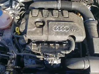 ✅ 2014 Audi TT Premium Plus • VIN: TRUSFAFK9E1005243 • Lot: 81951174. Wystawiony na Copart z przebiegiem 20 783 mil. Bezpłatny archiwum sprzedaży aukcyjnych z USA i szczegółowy raport historii pojazdu na DreamBid. Zdjęcie 13.